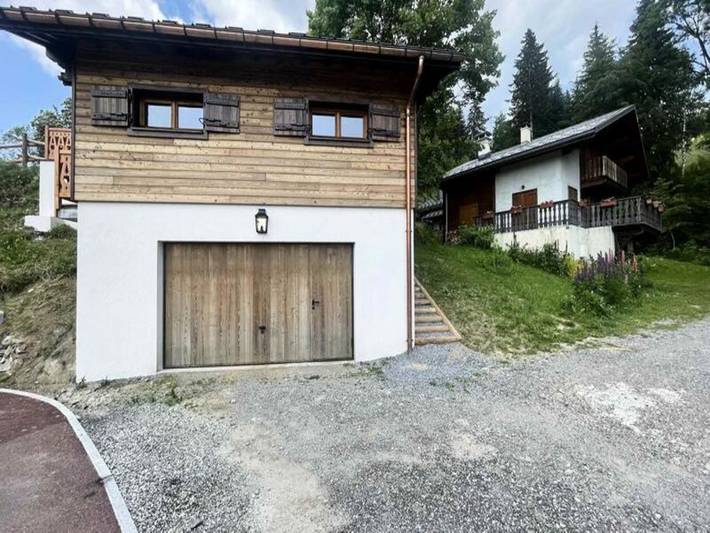 Location de vacances pour 4 personnes, avec balcon à Crest-Voland