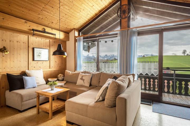 Ferienwohnung für 4 Personen, mit Balkon und Garten