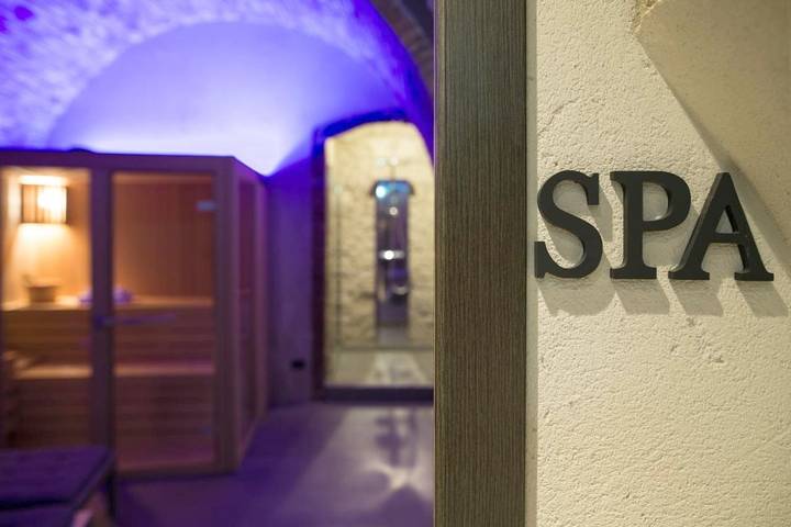 Ferienhaus für 2 Personen, mit Sauna und Whirlpool sowie Pool in Verona - 2