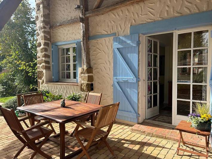Location de vacances pour 4 personnes, avec Balcon et Terrasse ainsi que Jardin et Piscine à Bassoues - 4