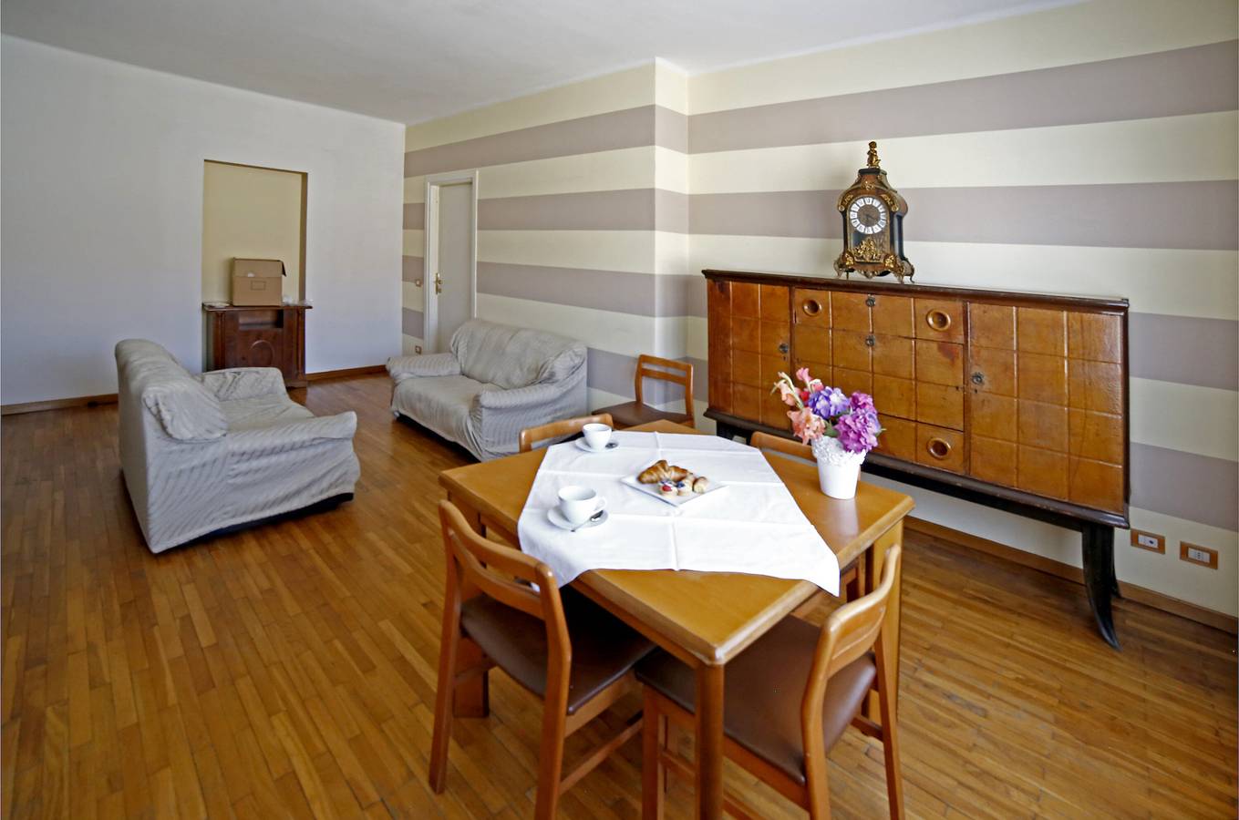 Entire apartment, Apartment "Du Lac 3" with Mountain View & Balcony in Feriolo, Comune di Baveno