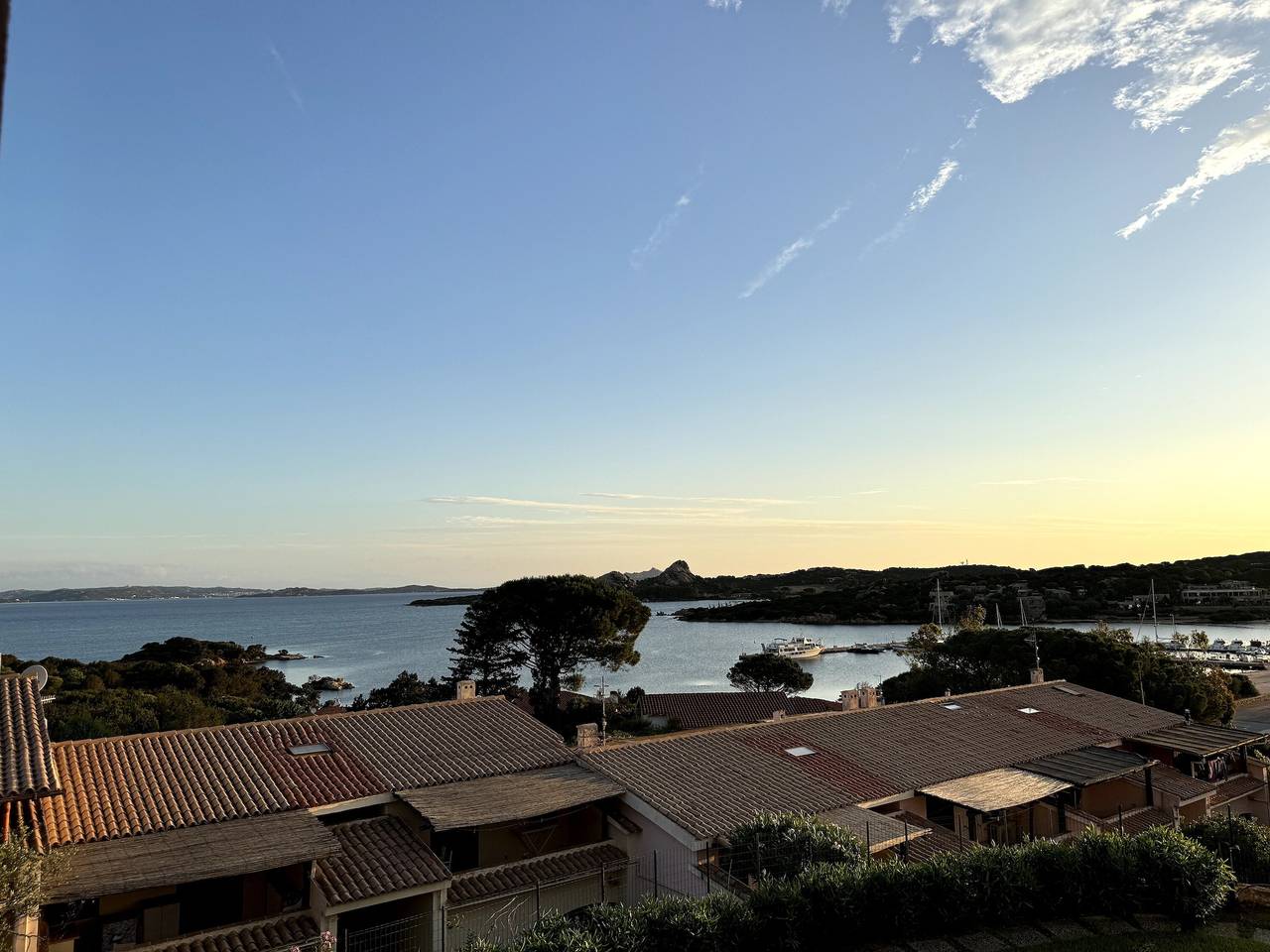 Ferienhaus 'Vista Sul Blu - Costa Smeralda' mit Meerblick, Gemeinschaftspool und Wlan in Baja Sardinia, Arzachena