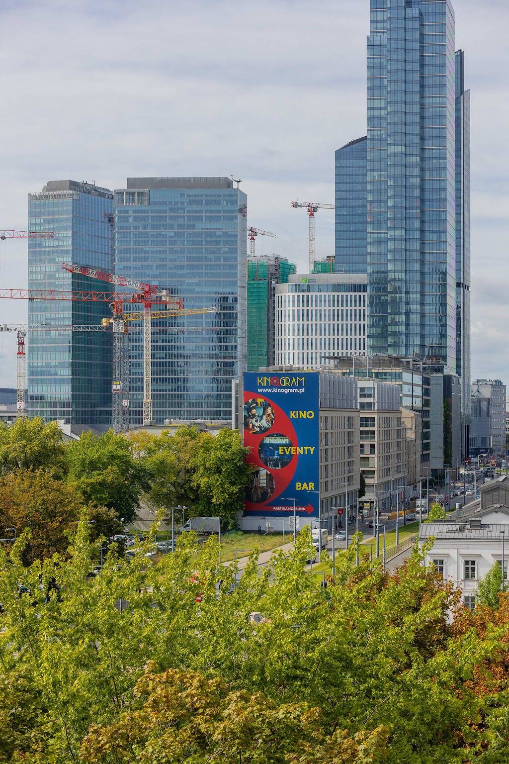 Entire apartment, Prosta 2 14 Atmospheric Apartment Desk in Warsaw, Masovia