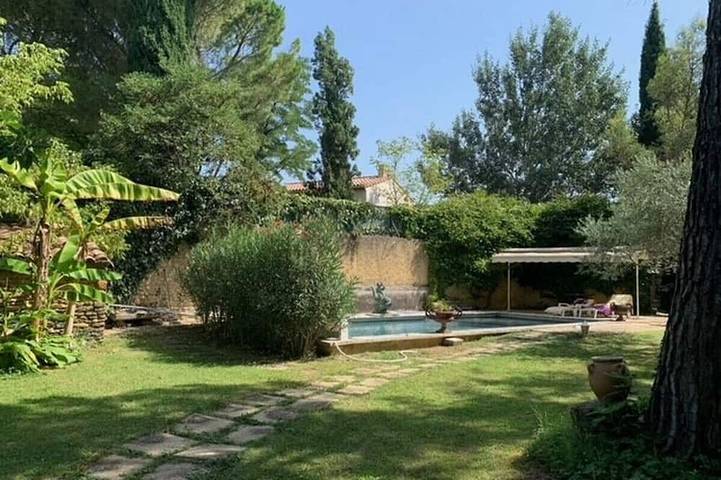 Chalet pour 6 personnes, avec terrasse et jardin