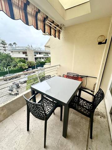 Gîte pour 4 personnes, avec terrasse dans Jardins des Hespérides