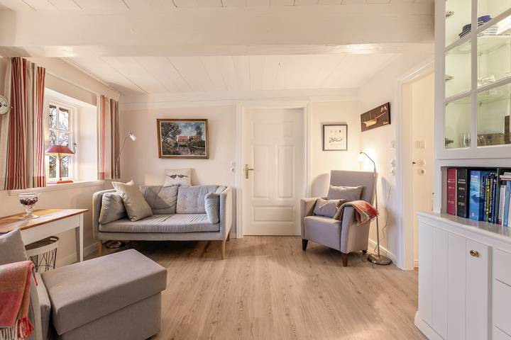 Luxury Frisian House Matzen with Swimming Pond – Gem near Sylt by the Danish Border