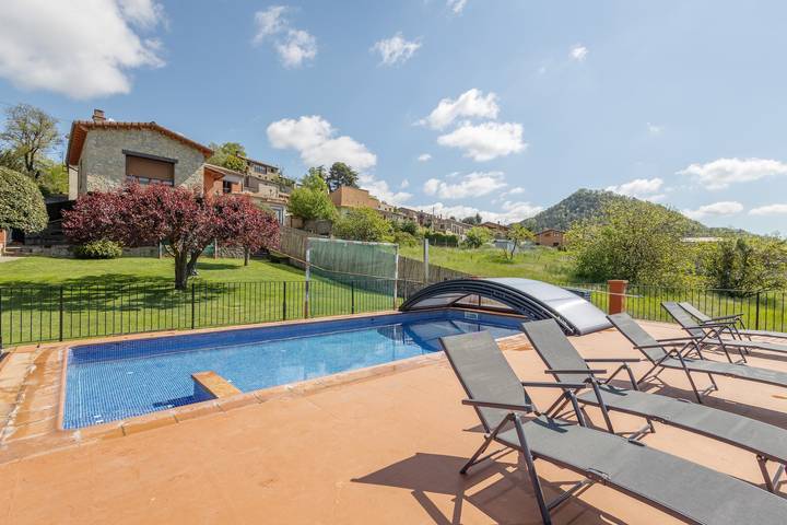 Casa rural para 11 personas, con Jardín en Osona