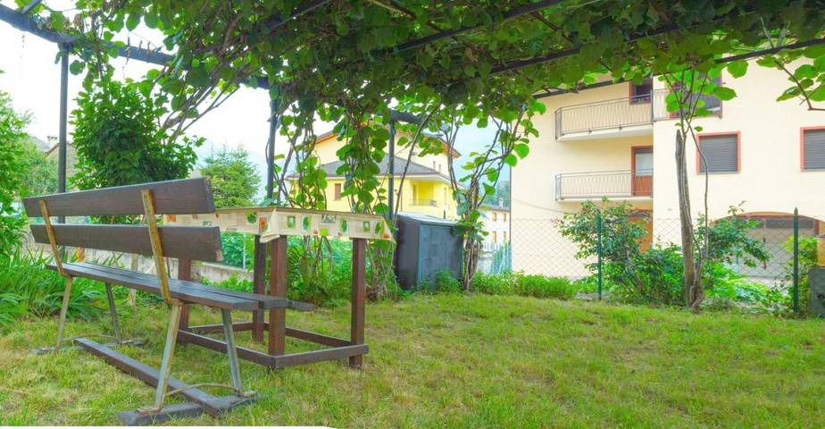 Gîte pour 4 personnes, avec jardin et vue, animaux acceptés à Teglio - 2