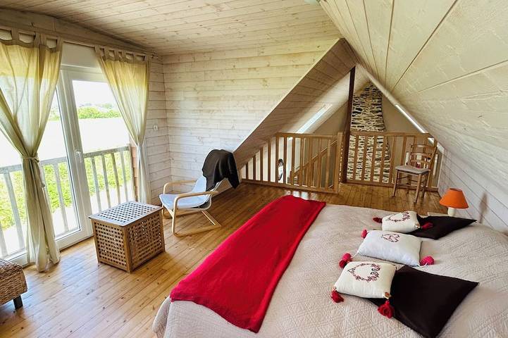 Gîte pour 4 personnes, avec jardin à Lampaul-Ploudalmézeau - 2