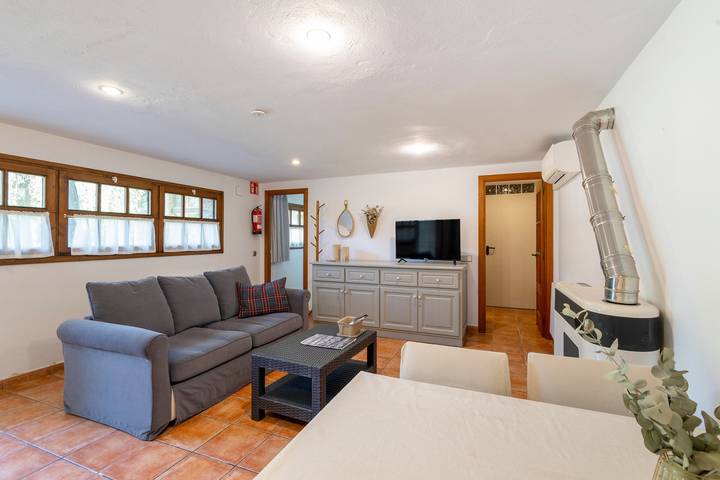 L'Aulina I de Can Torrotes – Rural Apartment for 4 Guests in la Vall de Bianya, Garrotxa