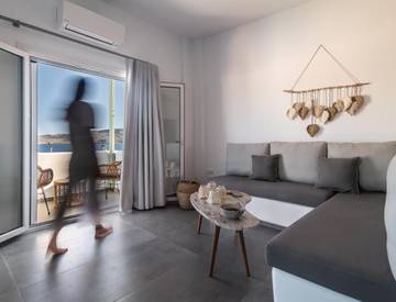 Gîte pour 4 personnes, avec vue et terrasse dans Adamas