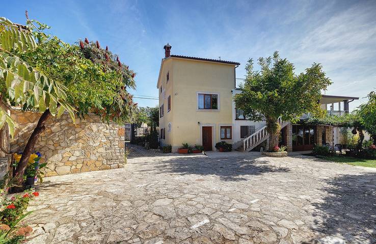 Ferienwohnung für 3 Personen, mit Pool und Terrasse sowie Garten in Istrien - 3