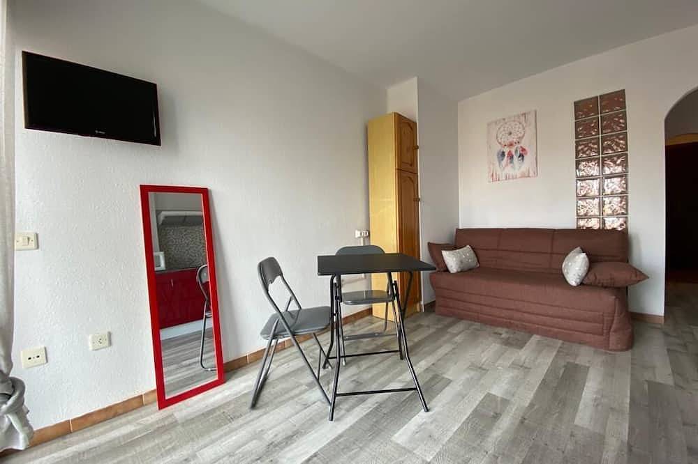 Entire apartment, Weekly rental apartment 50 m from the beach in empuriabrava spain in Empuriabrava, Upper Empordà