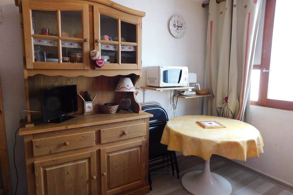 Entire apartment, Nice Studio At The Foot Of Tracks, The Corbier in Le Corbier, Villarembert