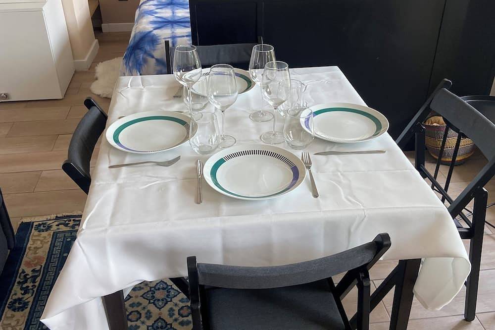 Apartamento entero, Appart cosy avec jardin - À 450m du Rer B\n in Fontenay-aux-Roses, Altos del Sena