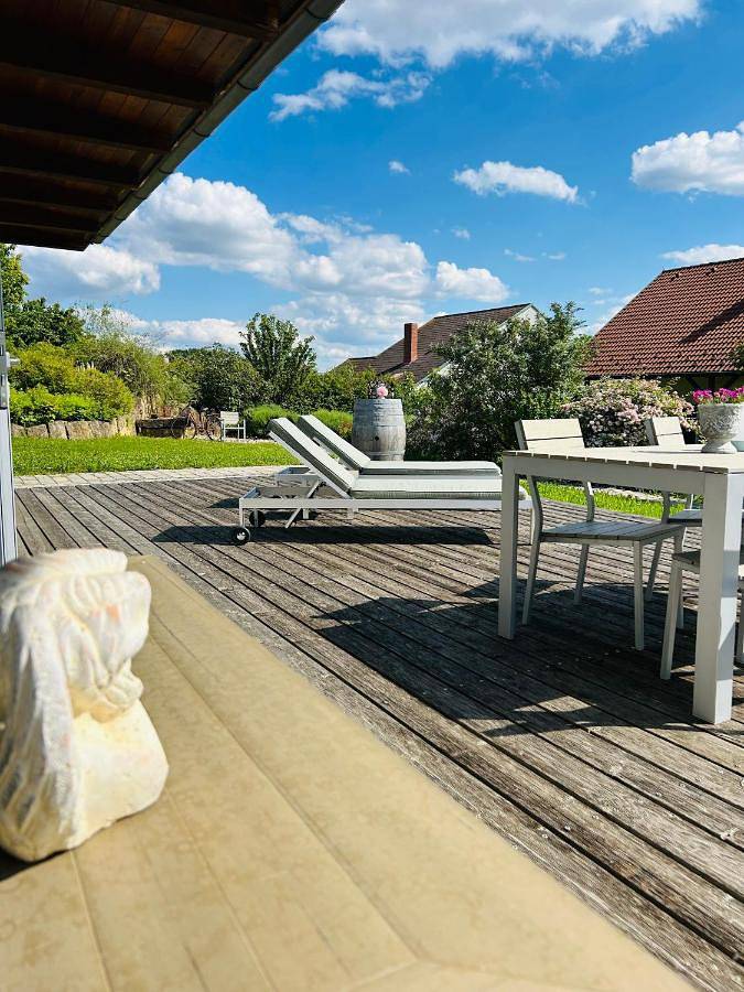 Ferienhaus für 2 Personen, mit Ausblick und Garten - 1