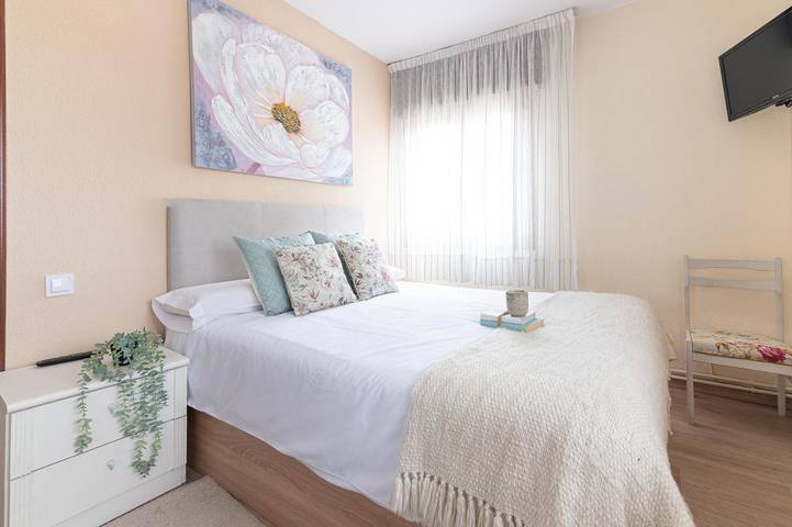 Apartamento para 4 personas, con Balcón además de Terraza y Vistas en Mogro