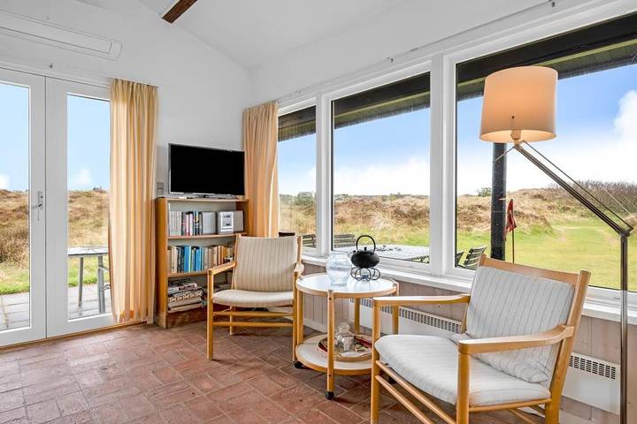 Ferienhaus auf einem "riesigen Dünengrundstück" gelegen – Regnspovevej 6 in Henne, Varde