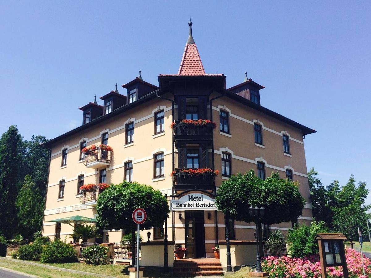 Hotel Bb Bahnhof Bertsdorf in Olbersdorf, Zittauer Gebirge