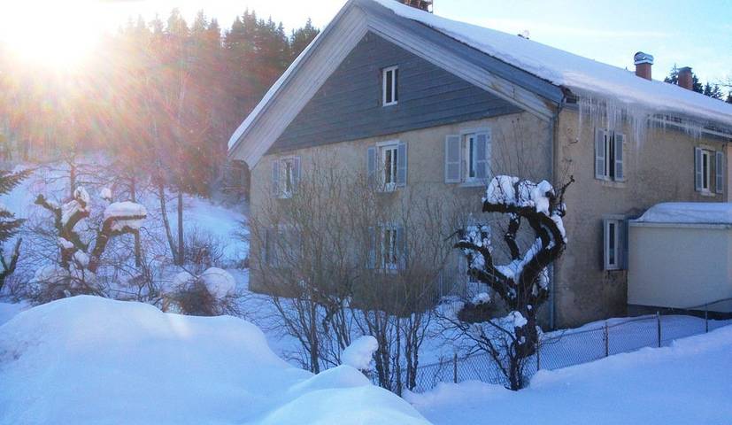 Gîte pour 15 personnes, avec jardin et terrasse