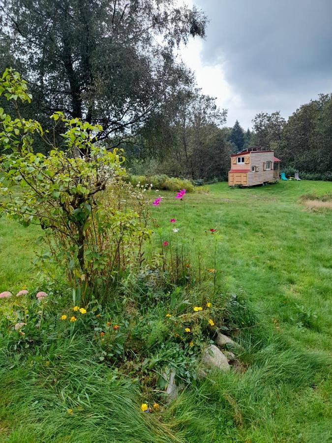Camping pour 2 personnes, avec vue sur le lac et balcon ainsi que vue et jardin en Bourgogne-Franche-Comté - 3