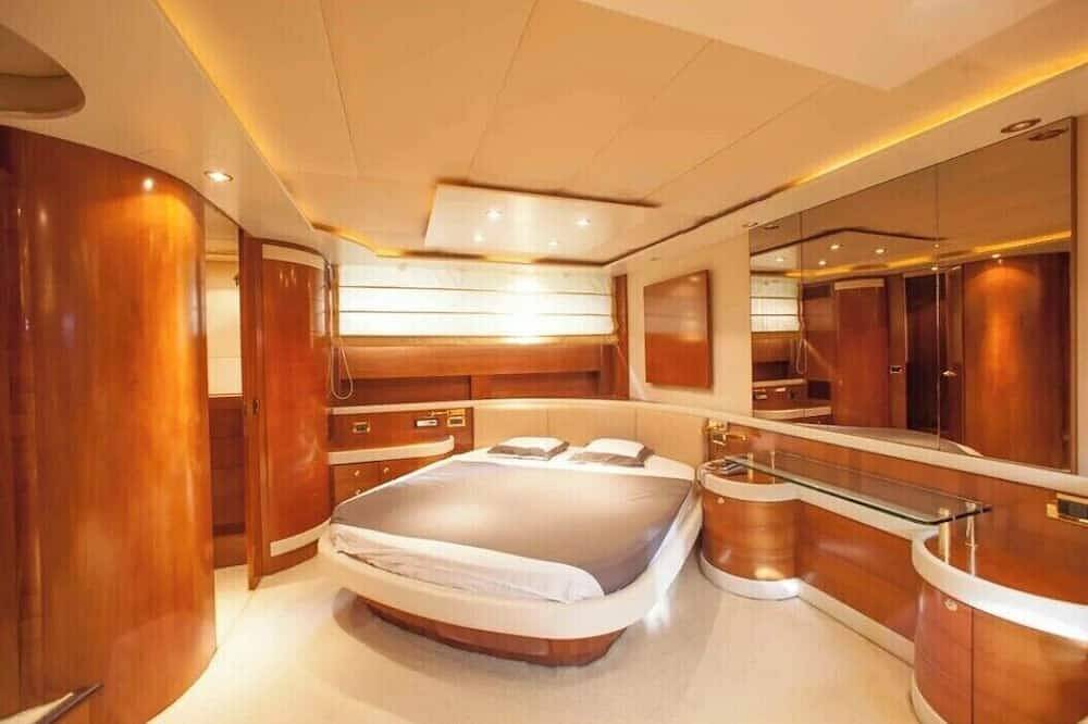 Tamurel 27-Meter Yacht Totally Refitted In 2025,Luxury Cabins in Castellammare (Palermo), Palermo Provinz