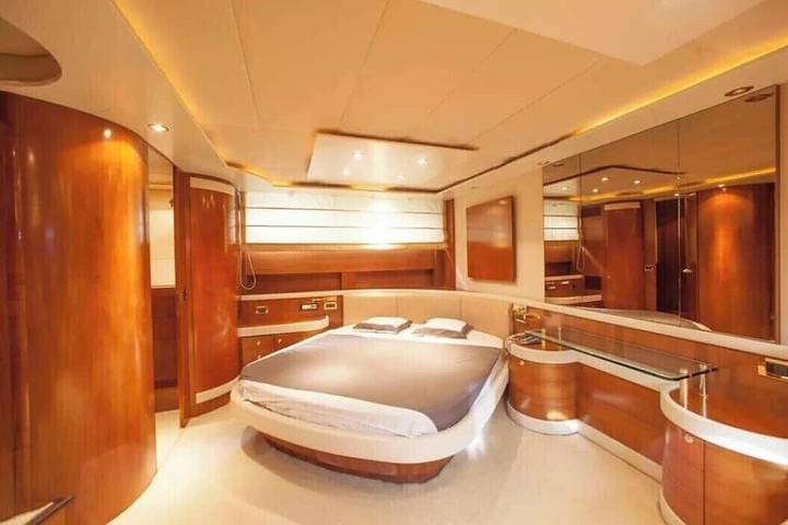 Hausboot für 7 Personen, mit Terrasse in Italien - 3