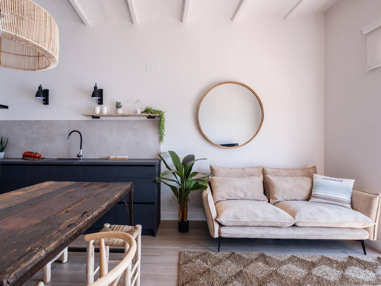 Apartamento vacacional entero, Latrona_Apartamento en la playa Canadell in Calella de Palafrugell, Palafrugell