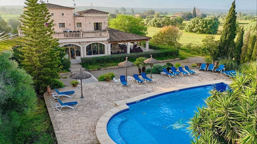 Casa rural para 16 personas, con Balcón y Jardín en Campos - 3