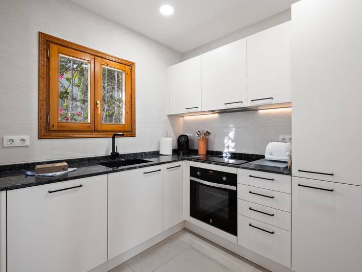 Ferienhaus für 6 Personen, mit Ausblick und Garten sowie Terrasse in Poble Nou de Benitatxell - 3