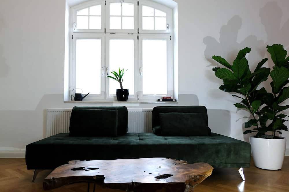 Ganze Wohnung, Bohème Altbau | City | 100m2 | Netflix in Landshut, Ostbayern