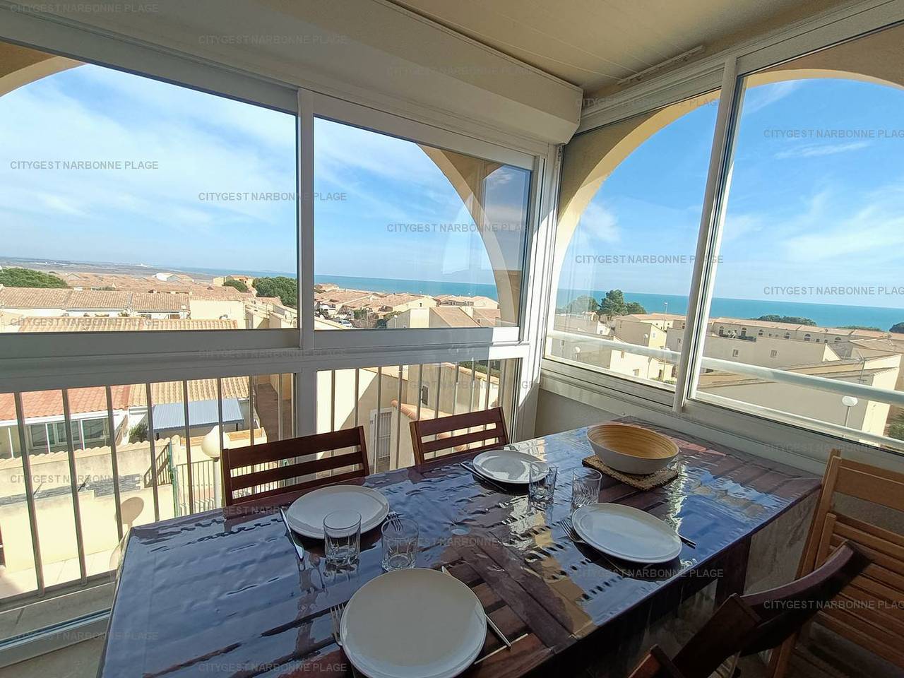 Appartement de vacances entier, Horizon Infini : Vue Mer à 180°, Piscine & Wifi 5Lhsp138 in Saint Pierre la Mer, Fleury