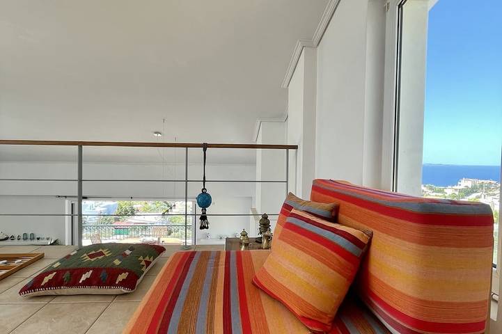 Location de vacances pour 7 personnes, avec jardin dans Saronida - 2