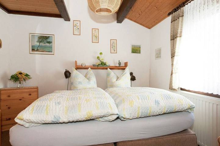 Ferienhaus für 4 Personen, mit Garten und Pool sowie Terrasse in Meschede - 2