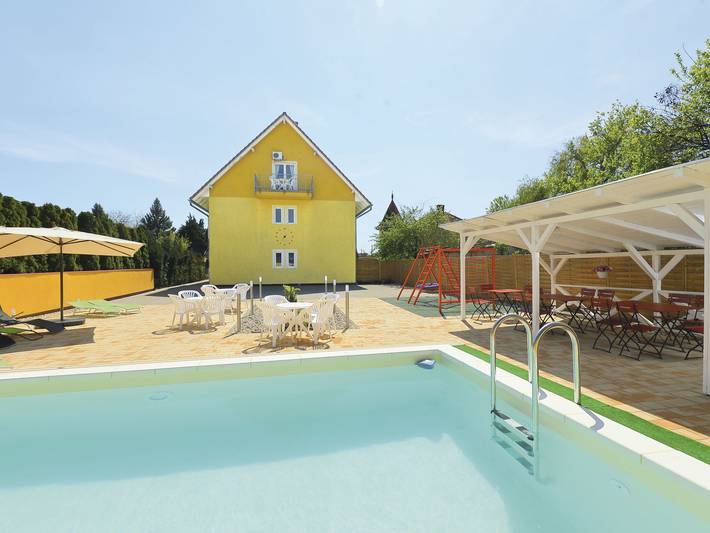 Ferienwohnung für 3 Personen, mit Garten und Balkon am Balaton