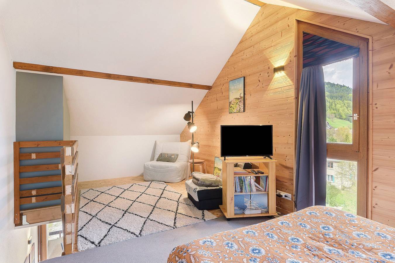 Ganze Wohnung, Elegantes Apartment 'Havre de Paix' mit Bergblick, privater Terrasse und Wlan in Villard-de-Lans, Parc naturel régional du Vercors