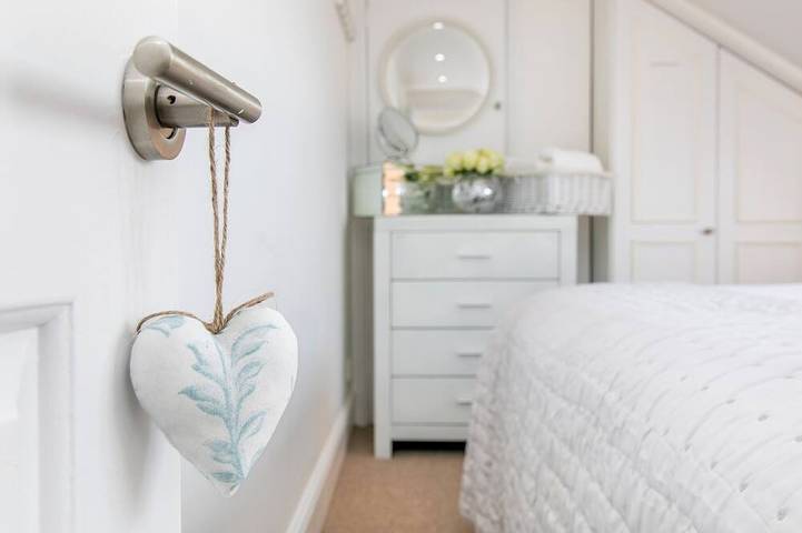 Entire apartment, The Sky Penthouse, City Centre Luxury in Winchester, South Downs