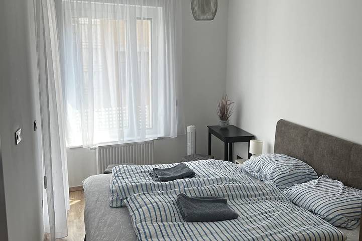 Ganze Wohnung, Luxury 2-bedroom 2-bathroom condo 70 sqm with parking in Budapest, Danube-Ipoly National Park
