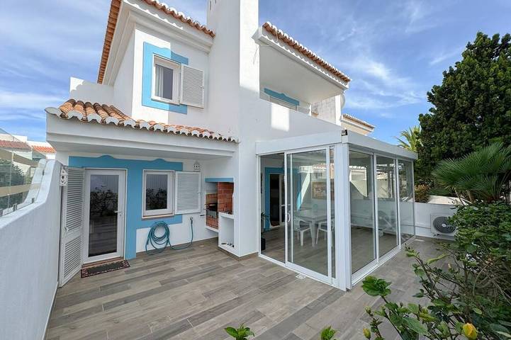 Villa for 4 people, with balcony in Santa Maria