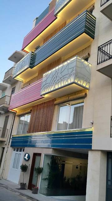 Hôtel pour 2 personnes, avec balcon dans Zebbug