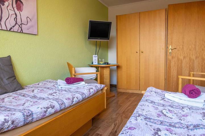Doppelzimmer (14) - Pension Zur Kurve in Prohn, Stralsund Umland