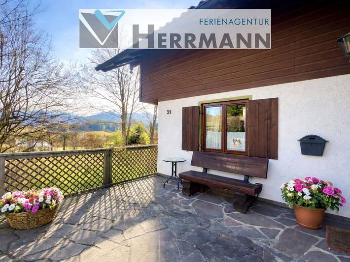 Ferienhaus für 7 Personen, mit Balkon und Terrasse sowie Ausblick am Forggensee