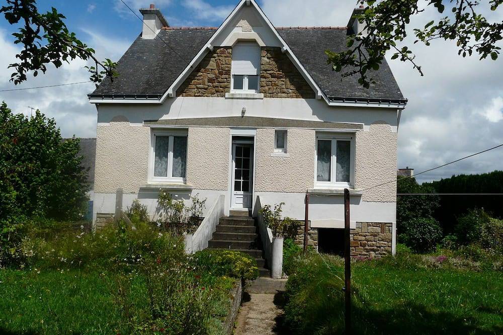 Maison au Bono, kleiner Hafen im Golf von Morbihan in Bono, Côte des Mégalithes