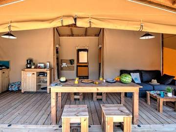 Camping für 5 Personen in La Flotte, Côte des Fleurs, Bild 4