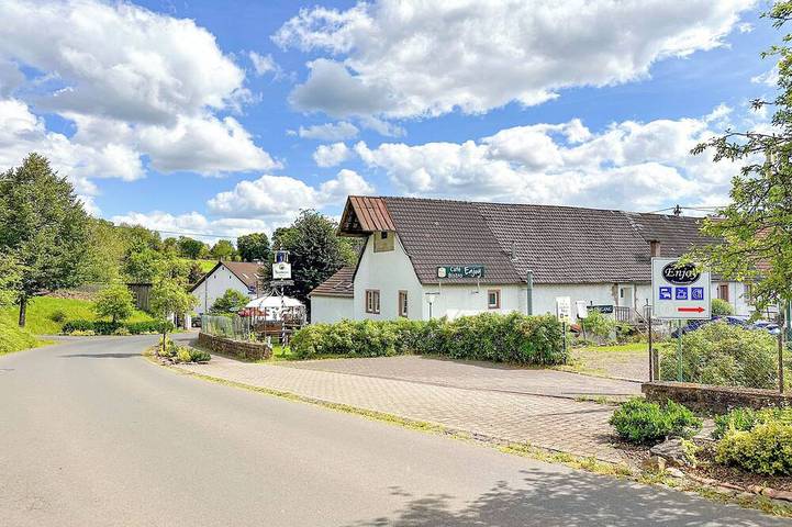 Ferienwohnung für 4 Personen, mit Terrasse und Pool - 1