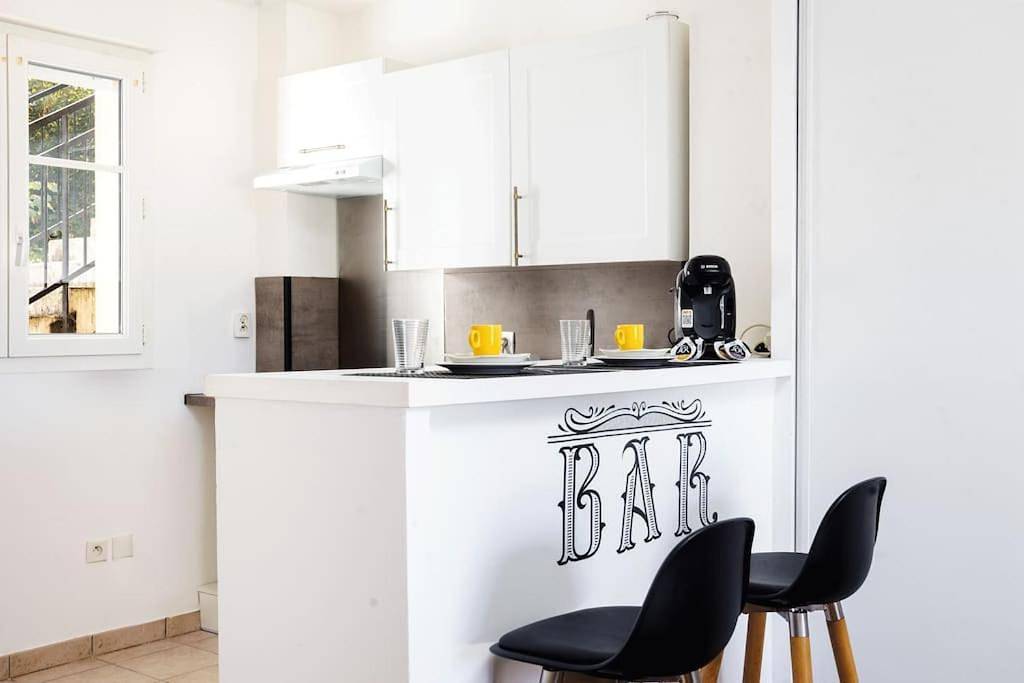 Appartement entier, Le Pompidou : Wifi - Parking gratuit - Jardin in Combs-la-Ville, Seine-et-Marne