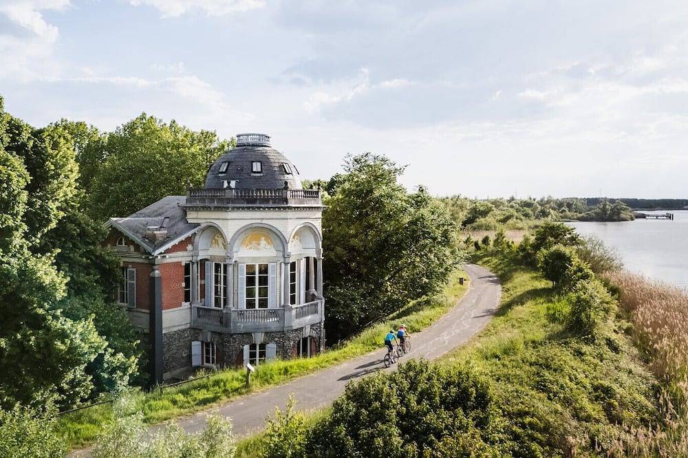 Paviljoen De Notelaer in Hingene, Bornem