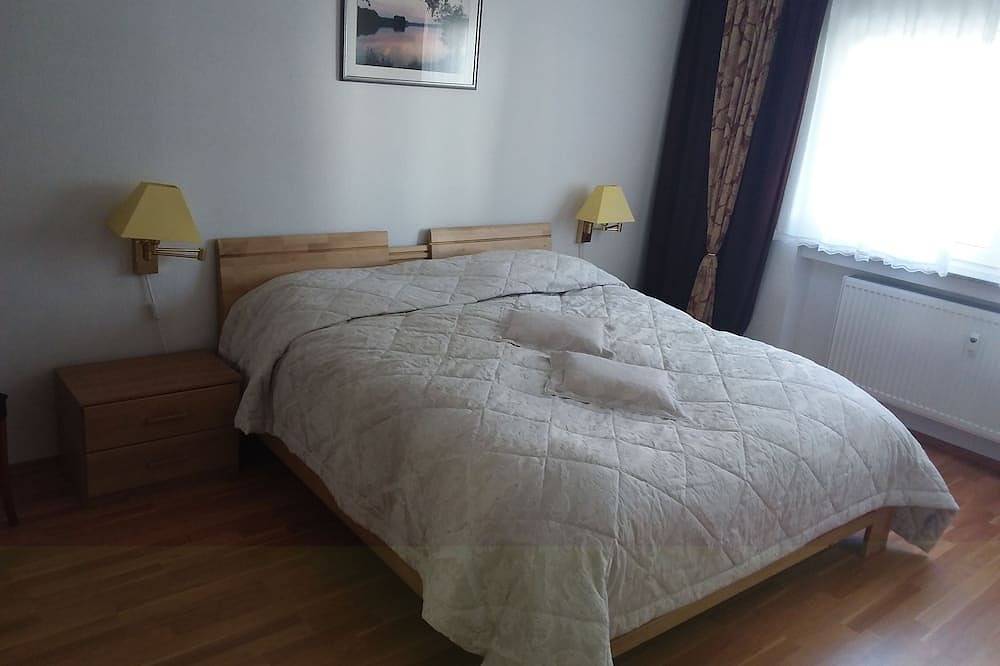 Ganze Wohnung, Ldl -Exklusiv  Ferienwohnung direkt im Kurgebiet von Bad Camberg in Bad Camberg, Landkreis Limburg-Weilburg