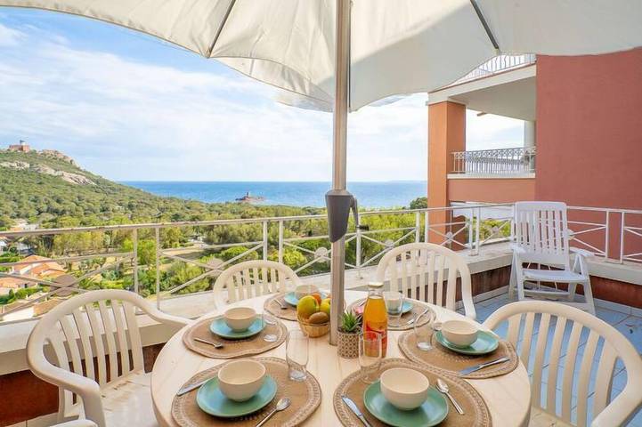 Ferienwohnung für 6 Personen, mit Garten und Kinderpool sowie Terrasse und Pool - 1