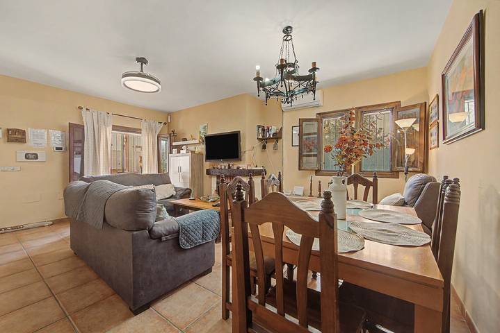Casa rural para 6 personas, con Balcón y Jardín en Aguadulce - 4